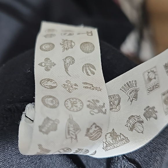 Cleveland Cavaliers‎ Unk NBA T-Shirt Size Large - Picture 4 of 5